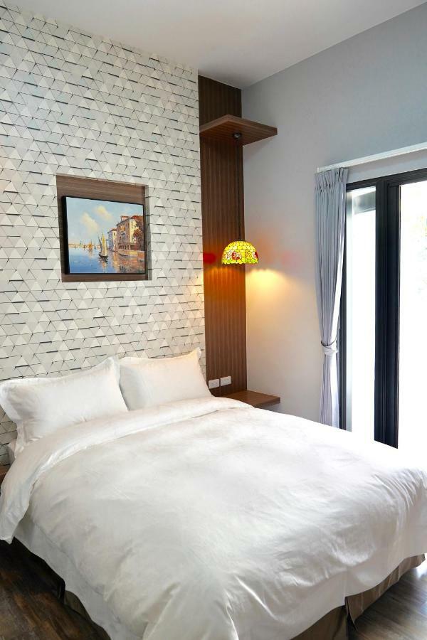 Mtny Hotel Чжушань Экстерьер фото